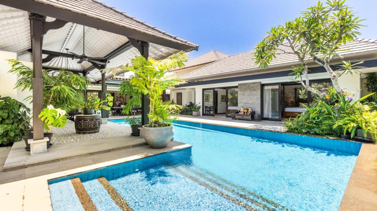 Kejora 12 Beachfront 3 Bedroom Luxe Villa Sanur Exterior foto